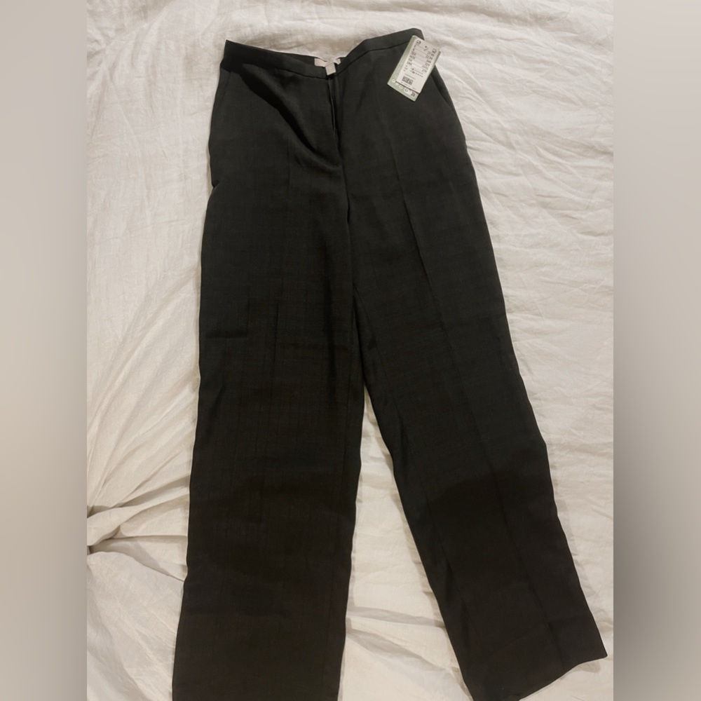 NWT H&M Black Women’s Trouser Pants Size 4